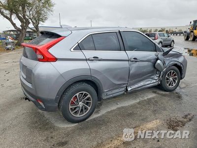 Trzecie zdjęcie samochodu z tyłu: 2020 MITSUBISHI ECLIPSE CROSS ES VIN:JA4AT3AA6LZ035107 - miniatura