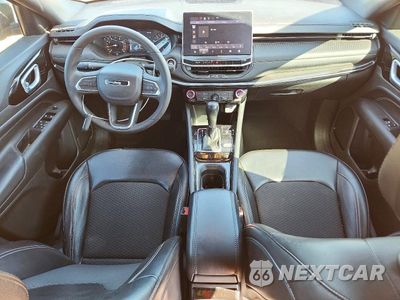 Zdjęcie 8 z 12 samochodu: 2023 JEEP COMPASS LATITUDE VIN:3C4NJDBN6PT535897 - miniatura