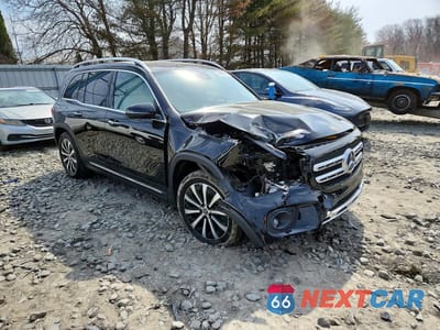 Czwarte zdjęcie samochodu z boku: 2023 MERCEDES-BENZ GLB 250 4MATIC VIN:W1N4M4HB6PW280252 - miniatura