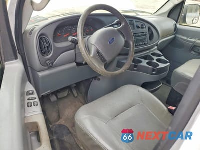 Zdjęcie 8 z 12 samochodu: 2008 FORD ECONOLINE E250 VAN VIN:1FTNE24W88DA41305 - miniatura
