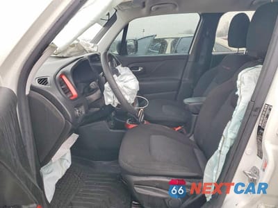 Zdjęcie 7 z 12 samochodu: 2020 JEEP RENEGADE TRAILHAWK VIN:ZACNJBC13LPM05588 - miniatura