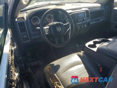 Zdjęcie 8 z 12 samochodu: 2017 RAM 5500 FLATBED TRUCK VIN:3C7WRNAL1HG557550 - miniatura