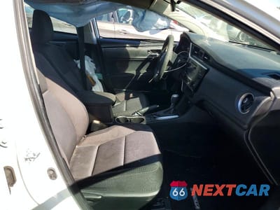 Zdjęcie 7 z 12 samochodu: 2017 TOYOTA COROLLA LE VIN:5YFBURHE3HP684898 - miniatura