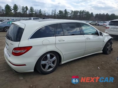 Trzecie zdjęcie samochodu z tyłu: 2011 MERCEDES-BENZ R 350 4MATIC VIN:4JGCB6FE0BA117762 - miniatura