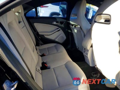 Zdjęcie 10 z 12 samochodu: 2019 MERCEDES-BENZ CLA 250 VIN:WDDSJ4EB7KN773941 - miniatura