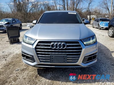 Piąte zdjęcie samochodu w środku: 2018 AUDI Q7 PREMIUM PLUS VIN:WA1LAAF72JD015950 - miniatura