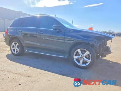 Czwarte zdjęcie samochodu z boku: 2018 MERCEDES-BENZ GLE 350 4MATIC VIN:4JGDA5HB2JB033598 - miniatura