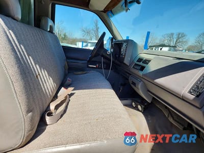 Zdjęcie 10 z 11 samochodu: 1993 GMC SIERRA K2500 VIN:1GTFK24K7PZ542648 - miniatura