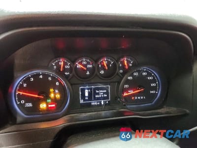 Zdjęcie 9 z 12 samochodu: 2019 CHEVROLET SILVERADO C1500 VIN:3GCNWAEF1KG281974 - miniatura