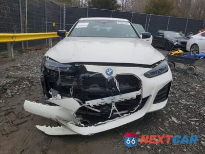Piąte zdjęcie samochodu w środku: 2024 BMW I4 M50 VIN:WBY33AW05RFR86460 - miniatura