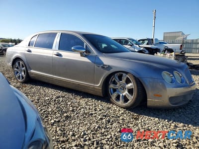 Czwarte zdjęcie samochodu z boku: 2006 BENTLEY CONTINENTAL FLYING SPUR VIN:SCBBR53W06C037863 - miniatura