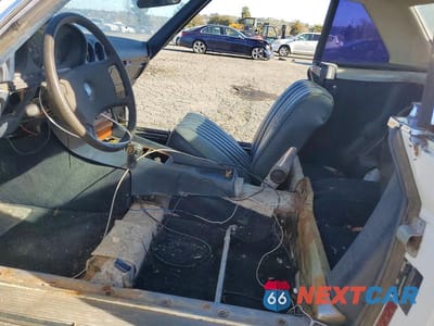 Zdjęcie 7 z 11 samochodu: 1982 MERCEDES-BENZ 380 SL VIN:WDBBA45A6CB010991 - miniatura