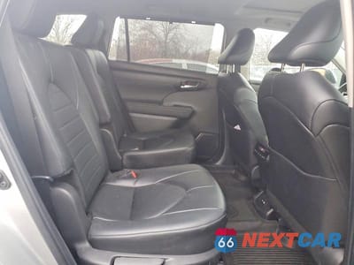 Zdjęcie 11 z 14 samochodu: 2024 TOYOTA HIGHLANDER XLE VIN:5TDKDRBHXRS531690 - miniatura