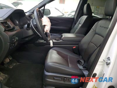 Zdjęcie 7 z 12 samochodu: 2025 HONDA PASSPORT BLACK EDITION VIN:5FNYF8H84SB011663 - miniatura