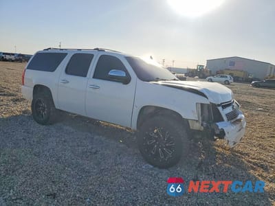 Czwarte zdjęcie samochodu z boku: 2012 CHEVROLET SUBURBAN C1500 LT VIN:1GNSCJE09CR291250 - miniatura