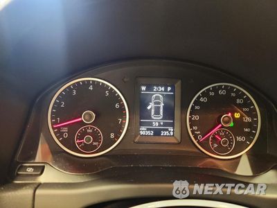 Zdjęcie 9 z 14 samochodu: 2012 VOLKSWAGEN TIGUAN S VIN:WVGAV7AX4CW004687 - miniatura