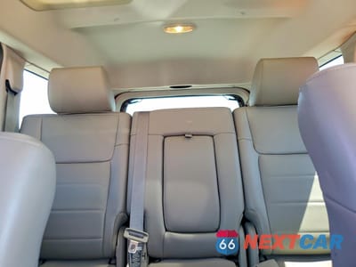 Zdjęcie 10 z 13 samochodu: 2007 JEEP COMMANDER VIN:1J8HH48P87C680929 - miniatura