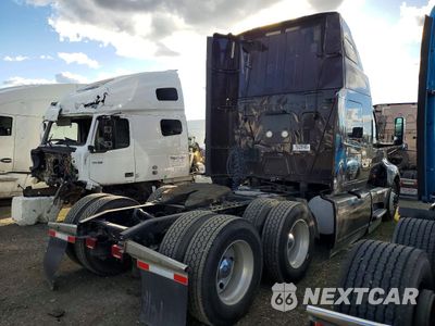 Czwarte zdjęcie samochodu z boku: 2020 INTERNATIONAL LT625 - SEMI TRUCK VIN:3HSDZTZR4LN056116 - miniatura