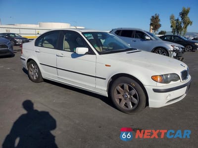Czwarte zdjęcie samochodu z boku: 2004 BMW 325 IS SULEV VIN:WBAAZ33414KP88899 - miniatura