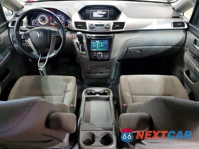 Zdjęcie 8 z 13 samochodu: 2016 HONDA ODYSSEY SE VIN:5FNRL5H31GB083511 - miniatura