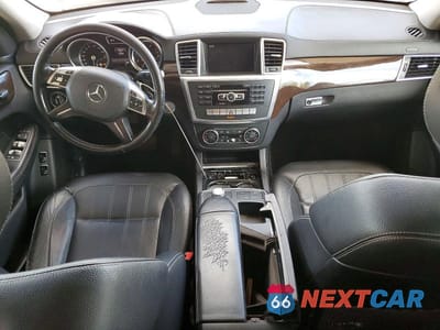 Zdjęcie 8 z 12 samochodu: 2015 MERCEDES-BENZ GL 450 4MATIC VIN:4JGDF6EE0FA516011 - miniatura