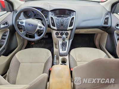 Zdjęcie 8 z 13 samochodu: 2014 FORD FOCUS SE VIN:1FADP3F27EL127895 - miniatura