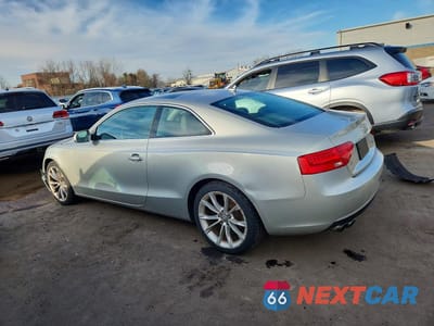 Drugie zdjęcie samochodu z przodu: 2013 AUDI A5 PREMIUM PLUS VIN:WAULFAFRXDA040624 - miniatura