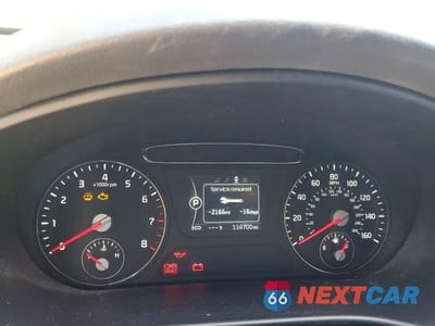 Zdjęcie 9 z 12 samochodu: 2017 KIA SORENTO LX V6 VIN:5XYPG4A52HG298911 - miniatura