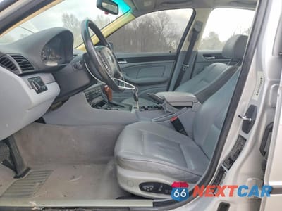 Zdjęcie 7 z 14 samochodu: 2002 BMW 325 I VIN:WBAEV33422KL69017 - miniatura