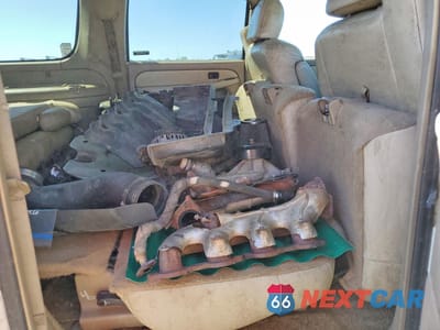 Zdjęcie 11 z 13 samochodu: 2001 CHEVROLET SUBURBAN K1500 VIN:1GNFK16T01J228935 - miniatura