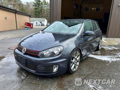 Drugie zdjęcie samochodu z przodu: 2013 VOLKSWAGEN GTI VIN:WVWGV7AJ6DW133817 - miniatura