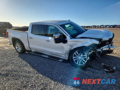 Czwarte zdjęcie samochodu z boku: 2021 GMC SIERRA K1500 SLT VIN:3GTU9DEL8MG330455 - miniatura