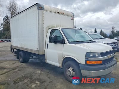 Czwarte zdjęcie samochodu z boku: 2014 CHEV EXPRESS G3500 VIN:1GB3G3BG8E1204300 - miniatura