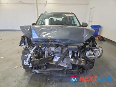 Piąte zdjęcie samochodu w środku: 2025 HYUNDAI VENUE SEL VIN:KMHRC8A30SU391454 - miniatura