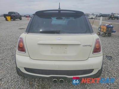 Zdjęcie 6 z 12 samochodu: 2008 MINI COOPER S VIN:WMWMF73558TT90049 - miniatura