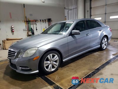 2013 MERCEDES-BENZ E 400 HYBRID WDDHF9FB8DA738200 - główne zdjęcie licytacji z USA - miniatura