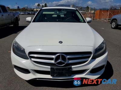 Piąte zdjęcie samochodu w środku: 2015 MERCEDES-BENZ C 300 VIN:55SWF4JB9FU090743 - miniatura