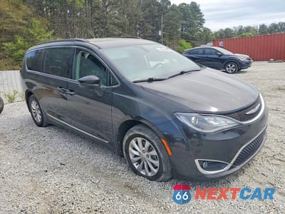 Czwarte zdjęcie samochodu z boku: 2017 CHRYSLER PACIFICA TOURING L VIN:2C4RC1BGXHR584360 - miniatura