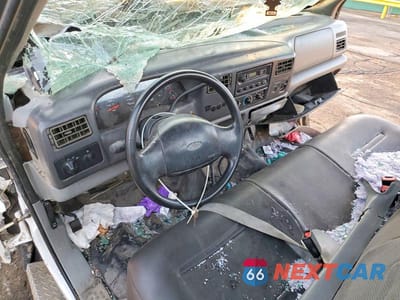 Zdjęcie 8 z 12 samochodu: 2002 FORD F250 SUPER DUTY VIN:1FTNF21LX2EC81092 - miniatura