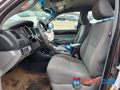 Zdjęcie 7 z 11 samochodu: 2012 TOYOTA TACOMA V6 VIN:5TFMU4FN9CX005547 - miniatura