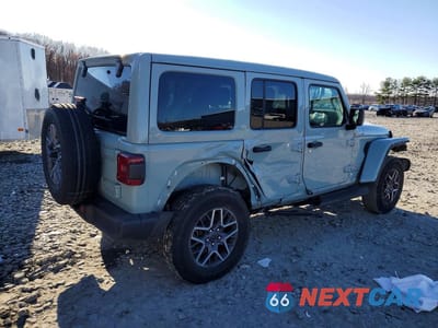 Trzecie zdjęcie samochodu z tyłu: 2024 JEEP WRANGLER SAHARA VIN:1C4PJXEG9RW335956 - miniatura