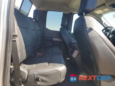 Zdjęcie 11 z 13 samochodu: 2023 FORD F350 SUPER DUTY VIN:1FT8X3BM2PEC54774 - miniatura