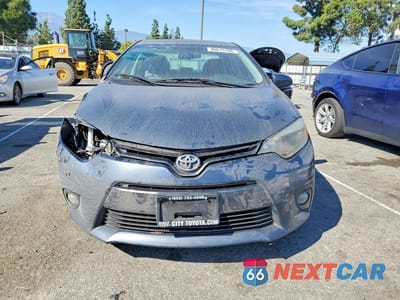 Piąte zdjęcie samochodu w środku: 2016 TOYOTA COROLLA LE ECO PLUS VIN:5YFBPRHE7GP509561 - miniatura