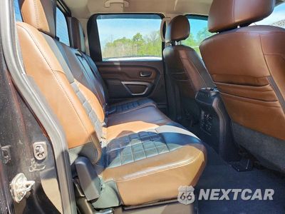 Zdjęcie 10 z 12 samochodu: 2016 NISSAN TITAN XD PLATINUM RESERVE VIN:1N6BA1F22GN511286 - miniatura