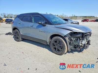 Czwarte zdjęcie samochodu z boku: 2023 CHEVROLET BLAZER 3LT VIN:3GNKBJRS2PS228301 - miniatura