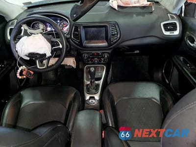 Zdjęcie 8 z 14 samochodu: 2018 JEEP COMPASS LATITUDE VIN:3C4NJDBB1JT418175 - miniatura