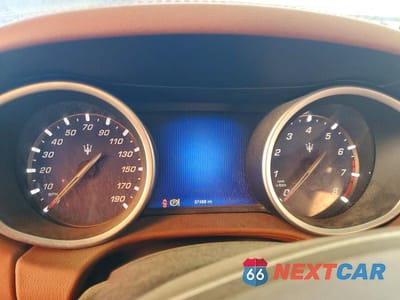 Zdjęcie 9 z 12 samochodu: 2016 MASERATI GHIBLI VIN:ZAM57XSA9G1173810 - miniatura