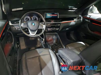 Zdjęcie 8 z 14 samochodu: 2018 BMW X1 XDRIVE28I VIN:WBXHT3C36J5L29584 - miniatura