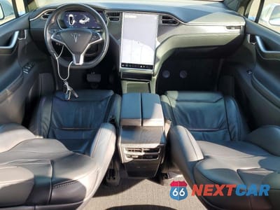 Zdjęcie 8 z 13 samochodu: 2017 TESLA MODEL X VIN:5YJXCAE26HF057192 - miniatura