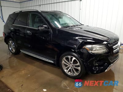 Czwarte zdjęcie samochodu z boku: 2016 MERCEDES-BENZ GLE 350 4MATIC VIN:4JGDA5HB6GA646032 - miniatura